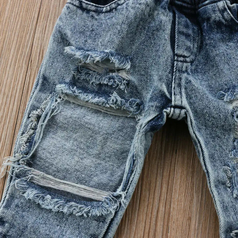 Baby Girls’ Hollow Out Ripped Jeans – Trendy Summer Denim Pants for Infants & Toddlers 👖✨