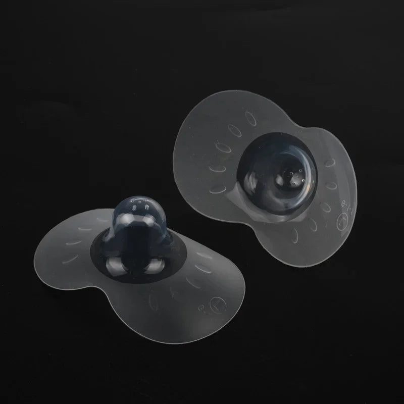 2PCS Silicone Breastfeeding Nipple Protectors