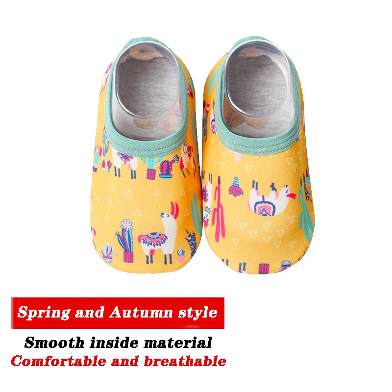 Toddlers' Swimming Cartoon Animal Print Slip-Ons