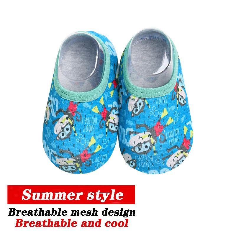 Toddlers' Swimming Cartoon Animal Print Slip-Ons