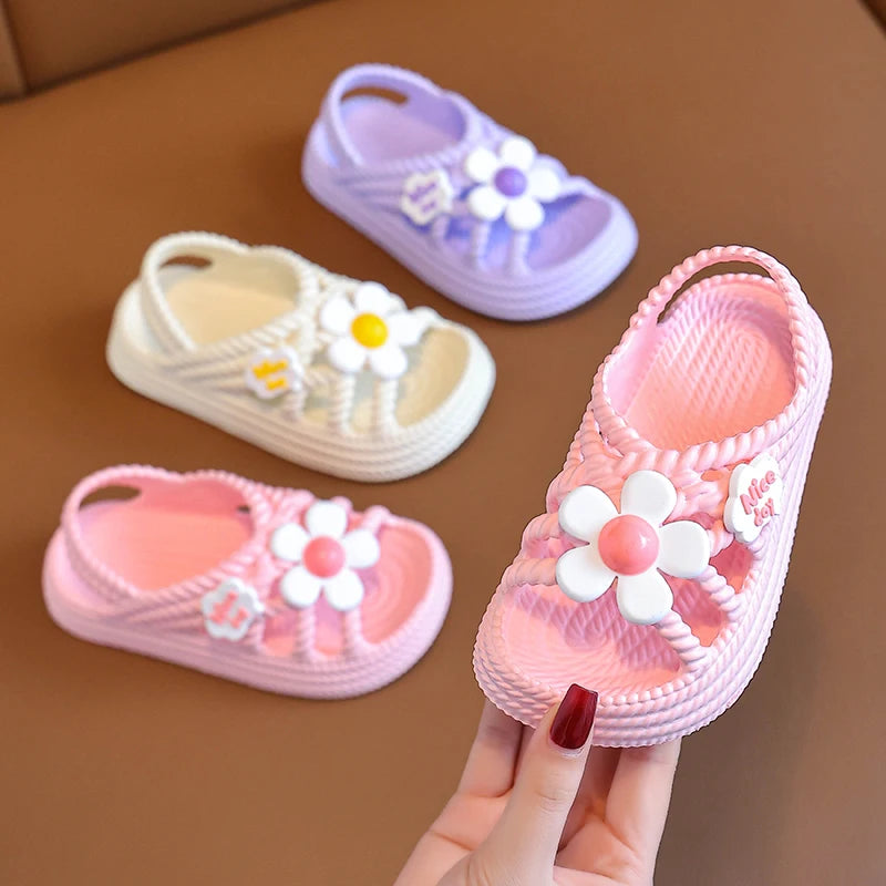 Toddlers' Slip-On Flower Pattern Sandal Flats